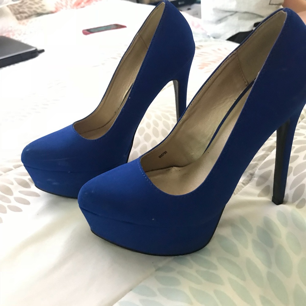 Brad new Blue heels